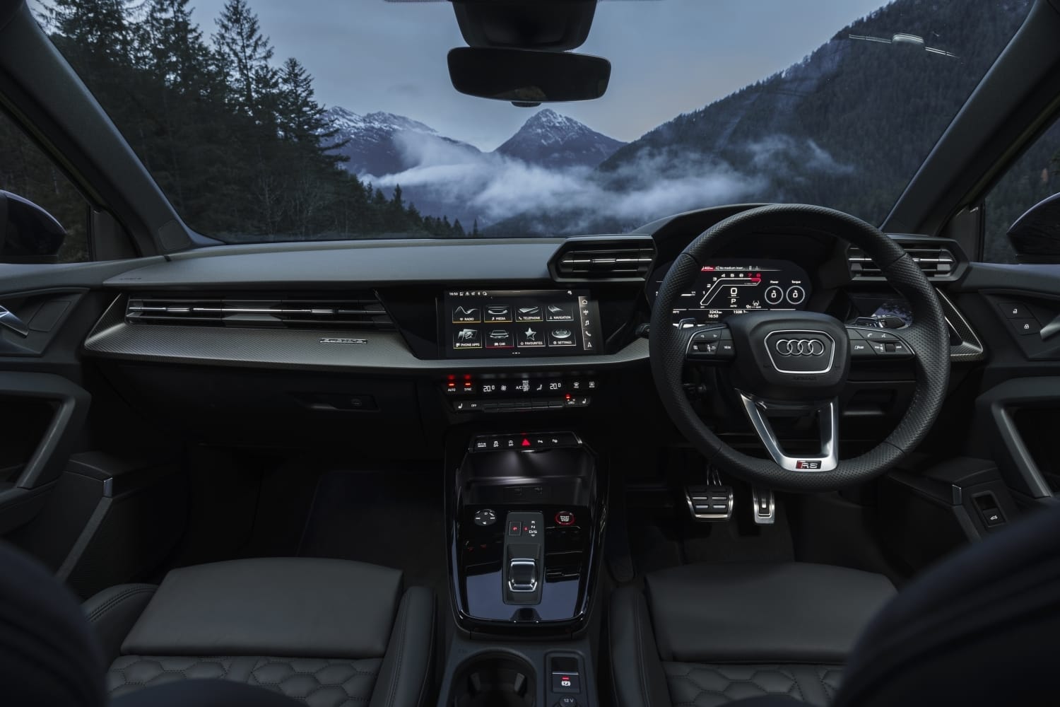 Audi RS 3 (2021 onwards) – interior and dashboard
