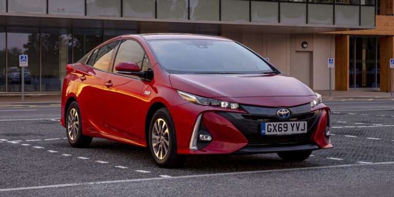 Toyota Prius Plug-in (2017 to 2022)