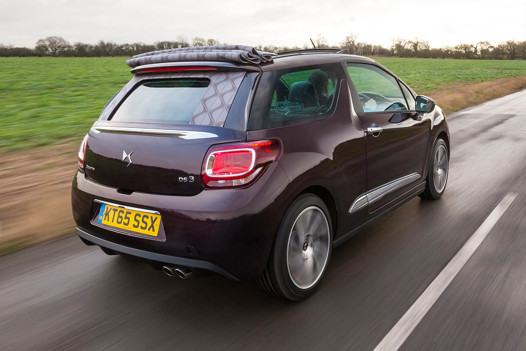 DS 3 (2016 - 2019) cabrio rear view | Expert Rating