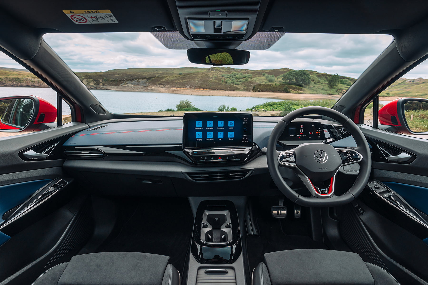 Volkswagen ID.5 interior view | Expert Rating