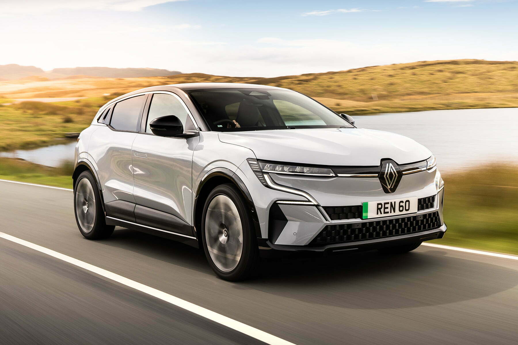 Renault Megane E-Tech front view | Expert Rating