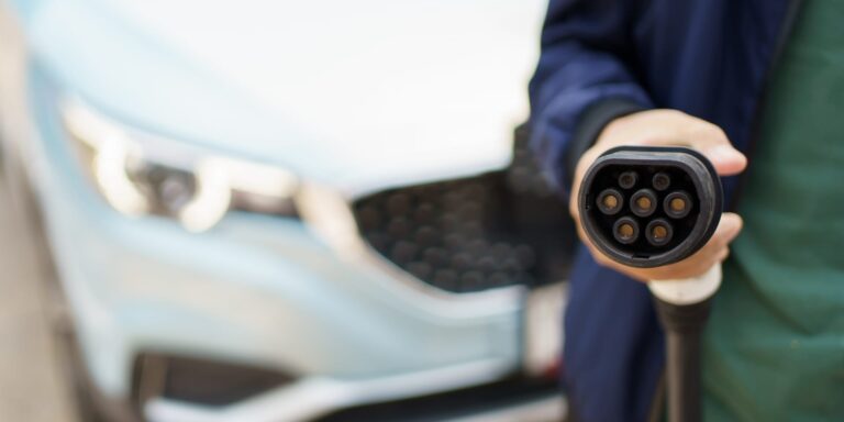 Customers short-changed on EV charging cables