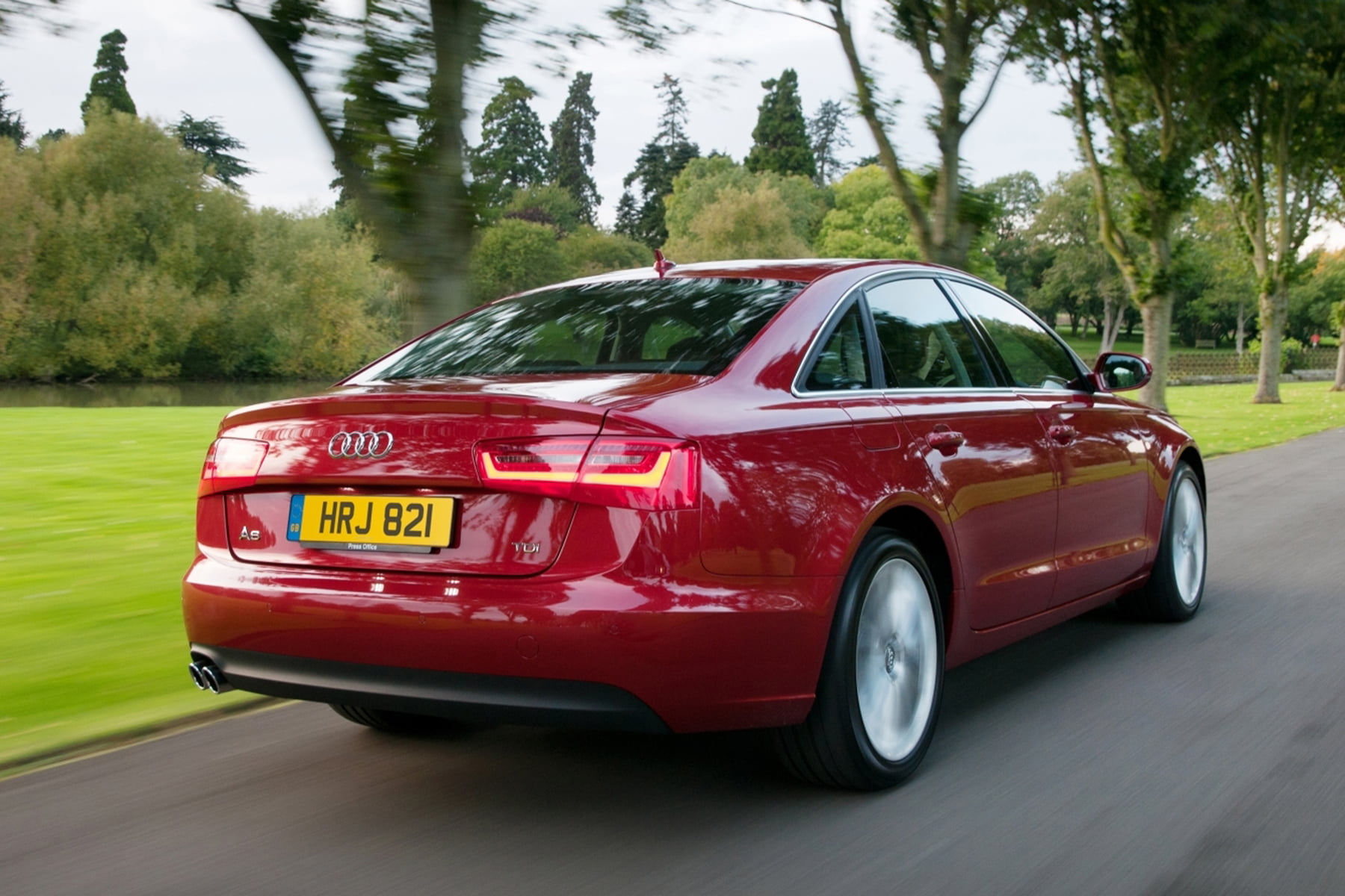 Audi A6 (2011 - 2015) rear view | Expert Rating
