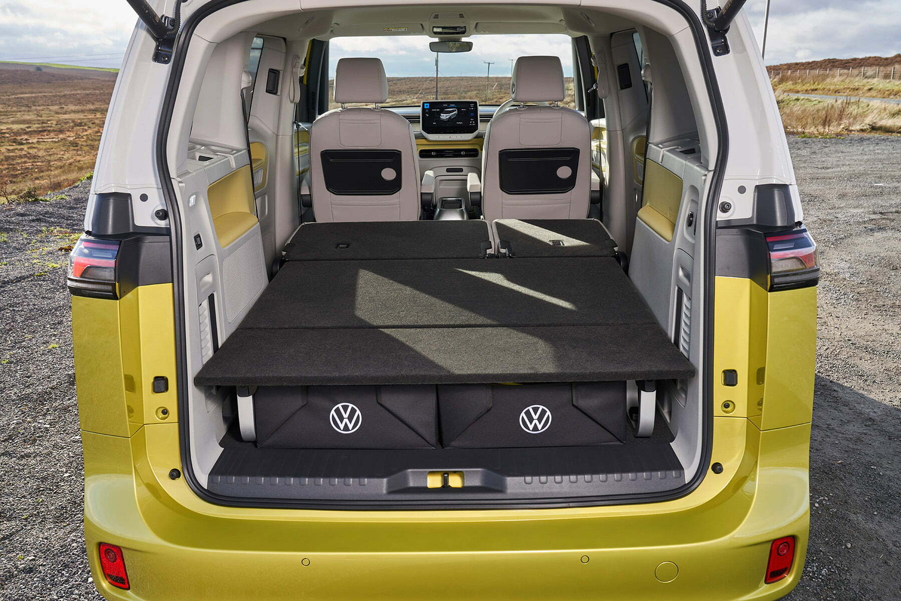 Volkswagen ID. Buzz boot view | Expert Rating