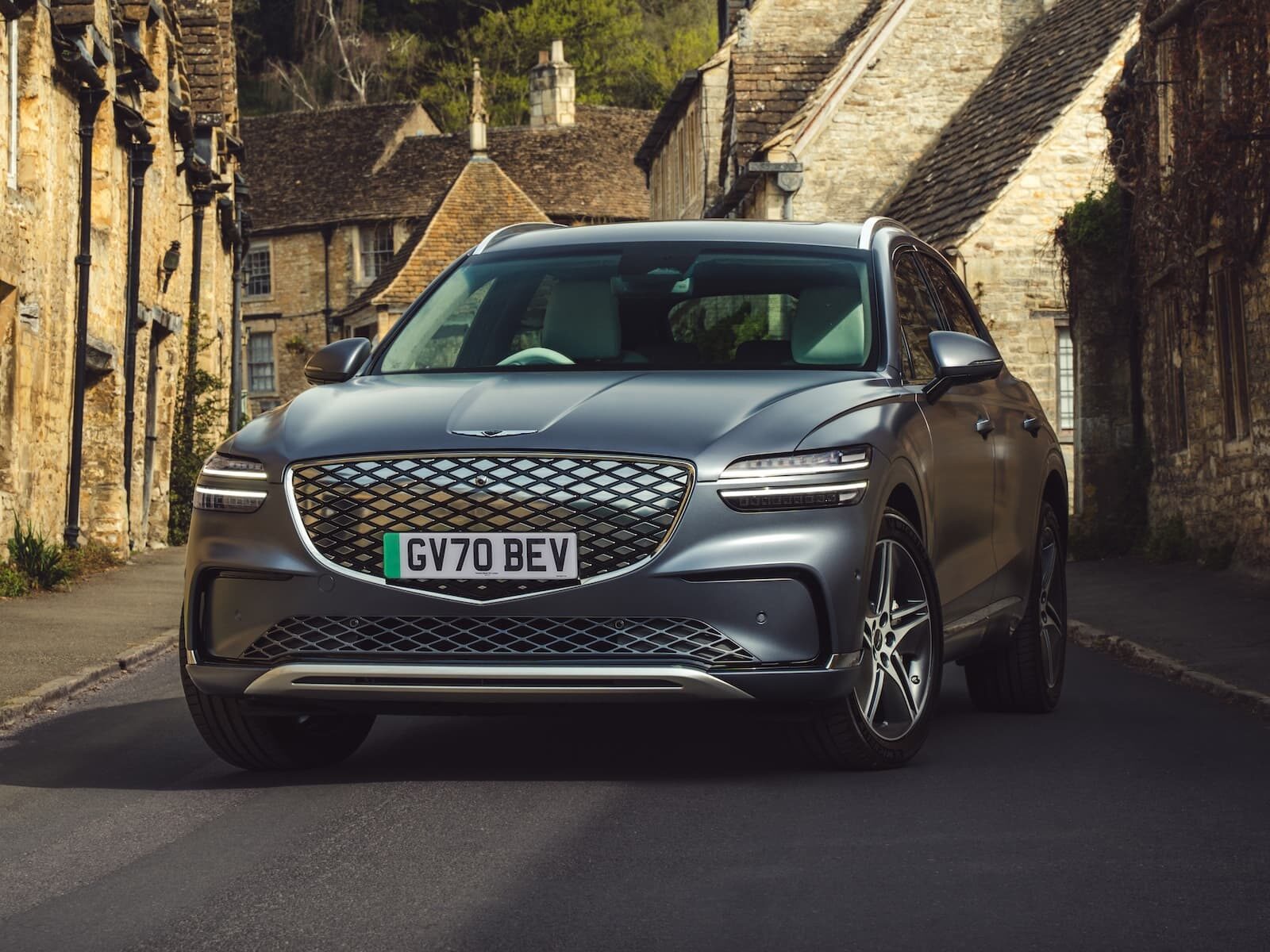 Genesis Electrified GV70 (2022) | Expert Rating | The Car Expert