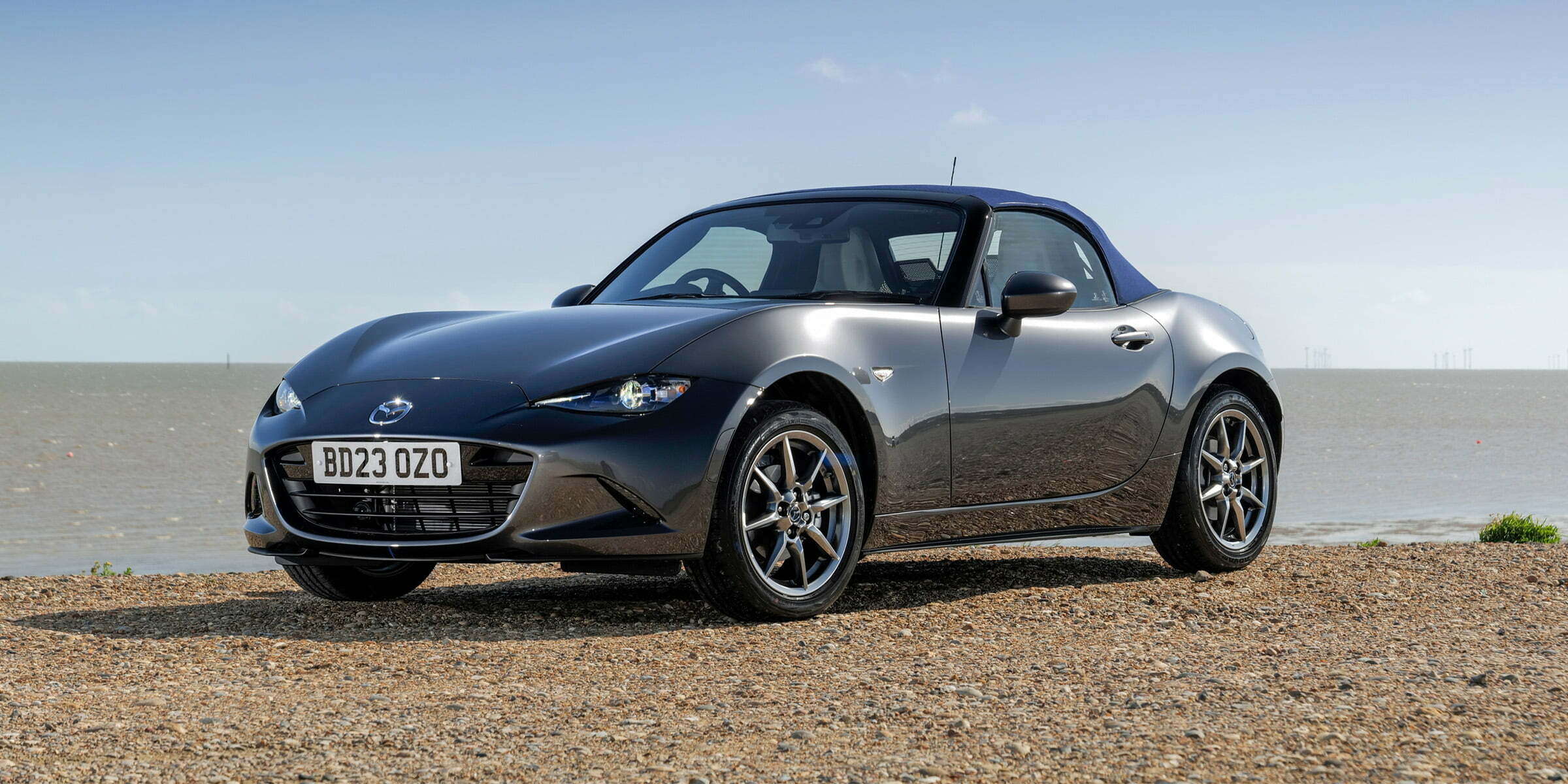 Limited-run Mazda MX-5 Kizuna now on sale