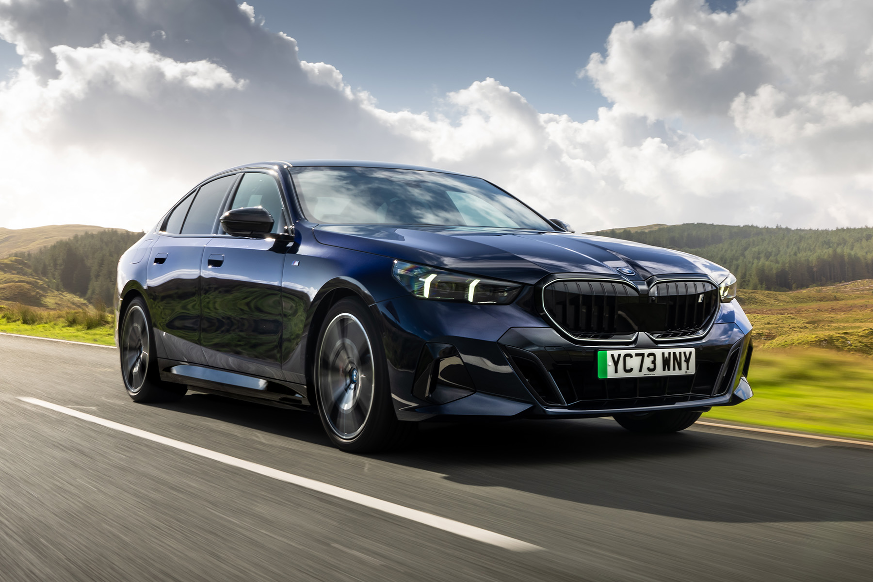 BMW i5 eDrive40 front view | Expert Rating