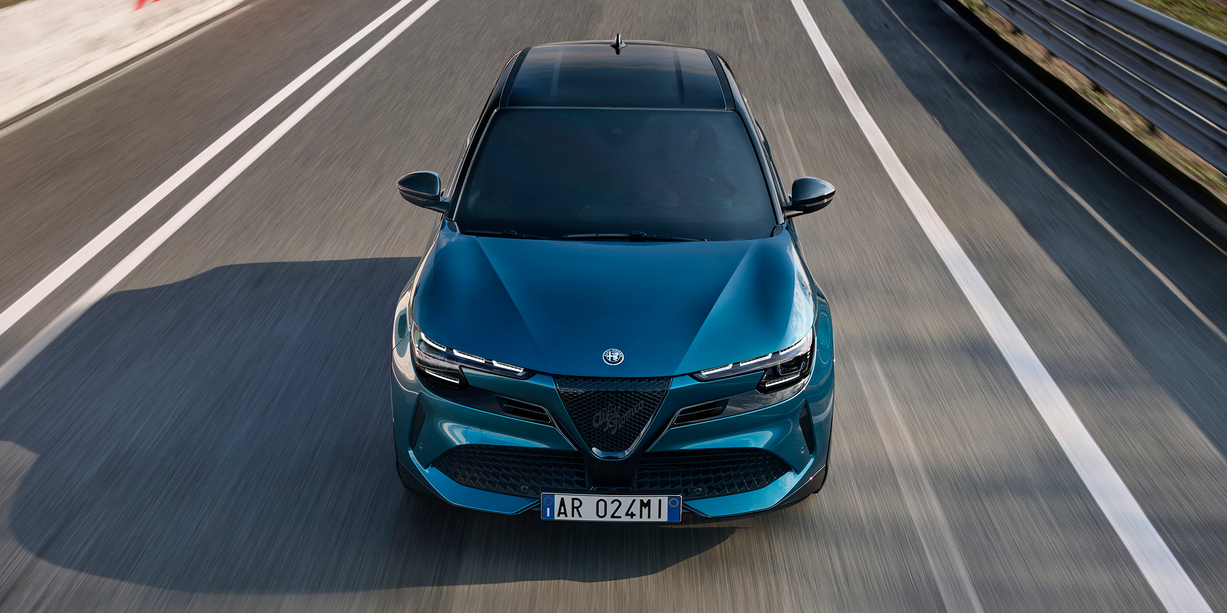 Alfa Romeo Junior soon available with hybrid engine