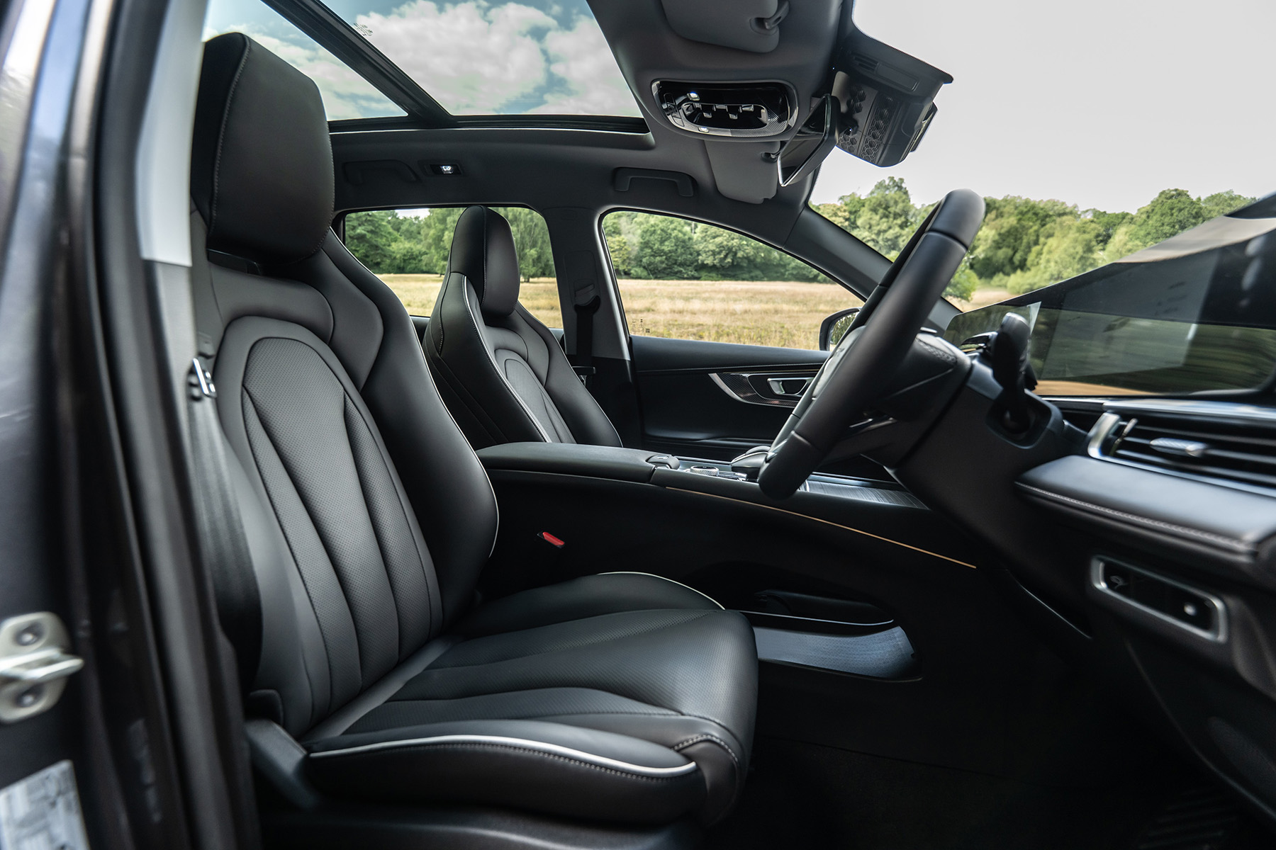 Chery Tiggo 7 interior view | Expert Rating