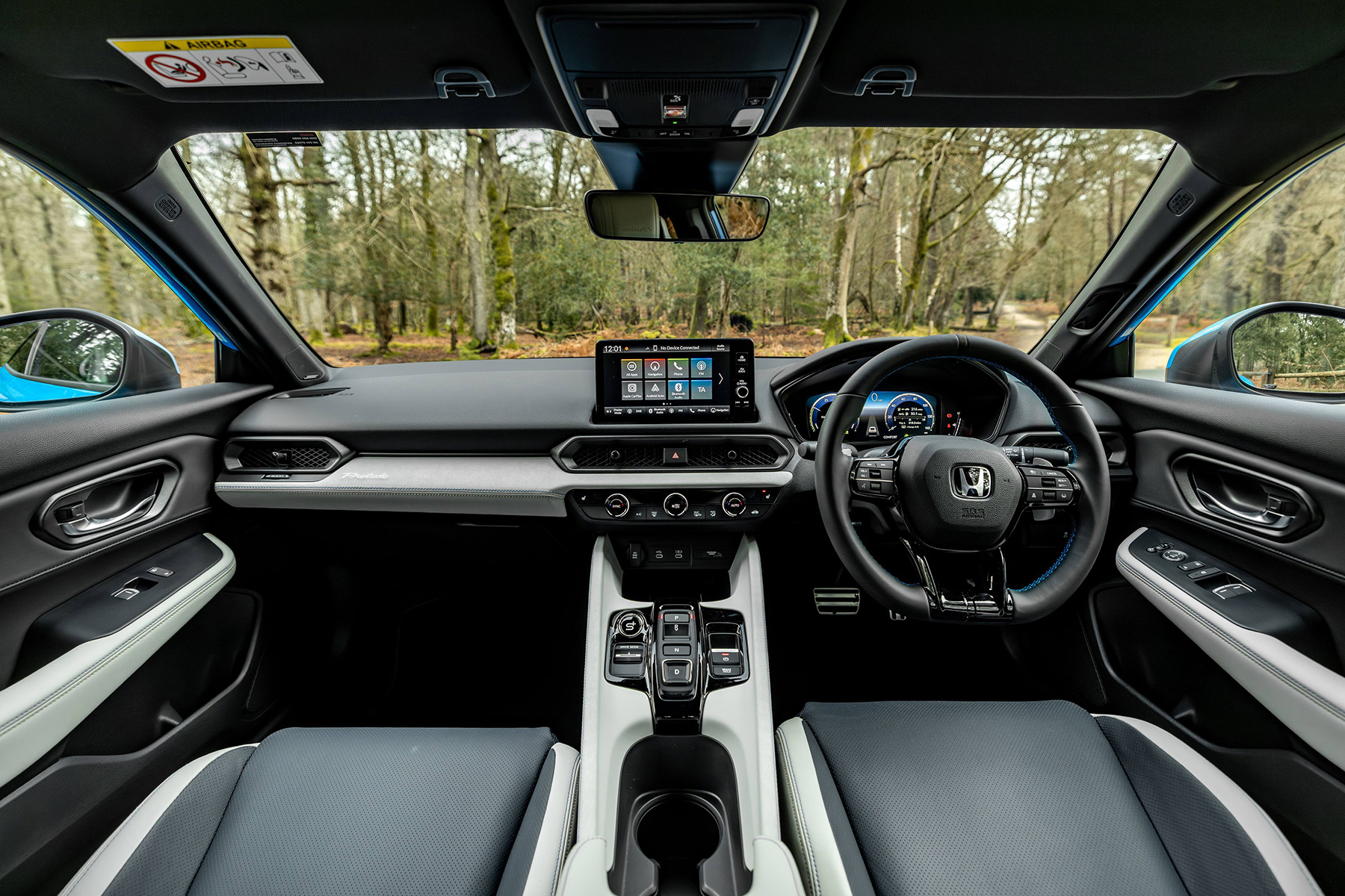 Honda Prelude front interior view | Expert Rating