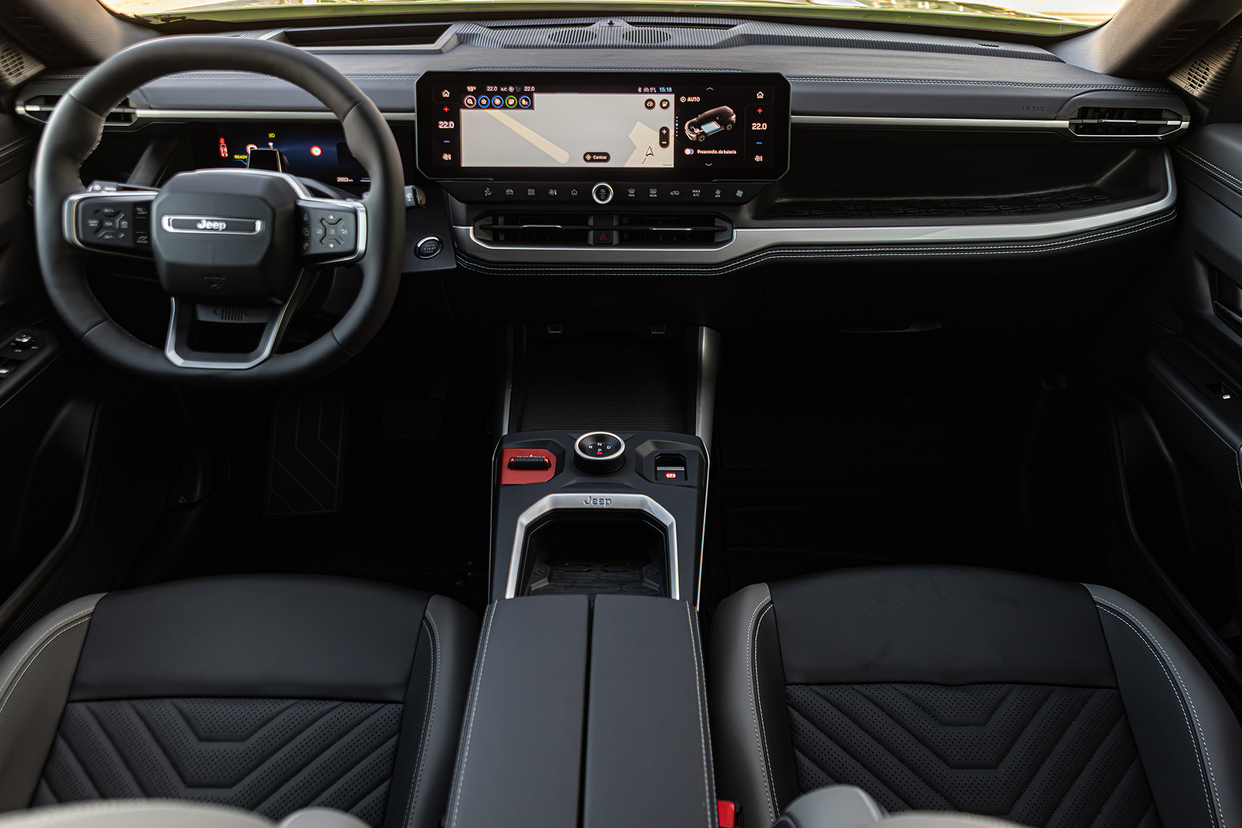 Jeep Compass interior view | Expert Rating