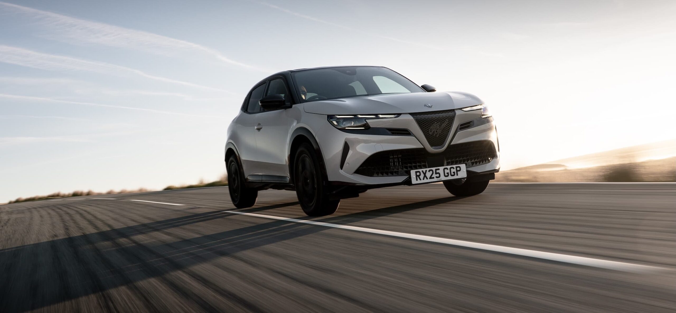 Alfa Romeo Junior Ibrida review