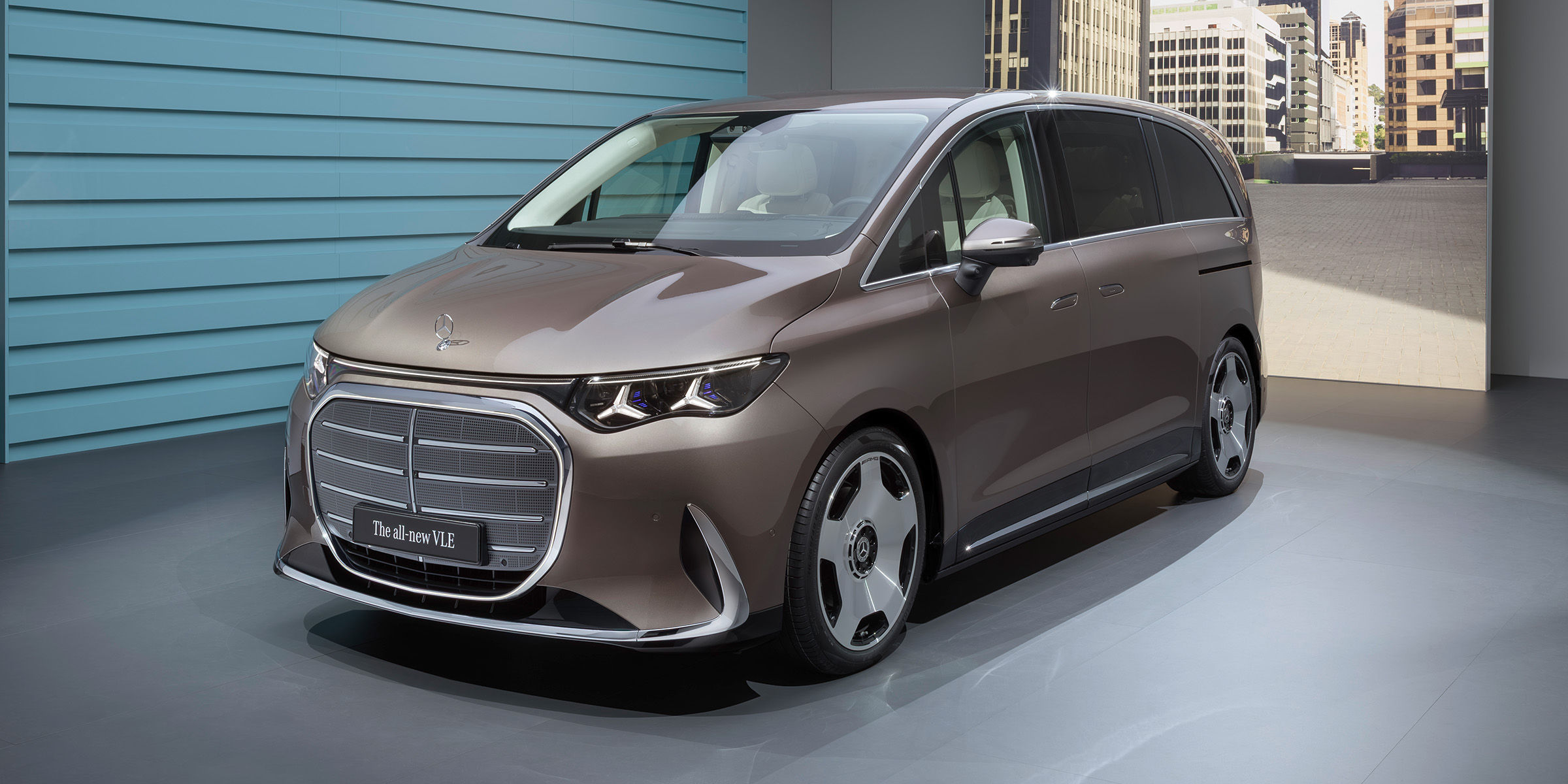 New Mercedes-Benz VLE people carrier unveiled