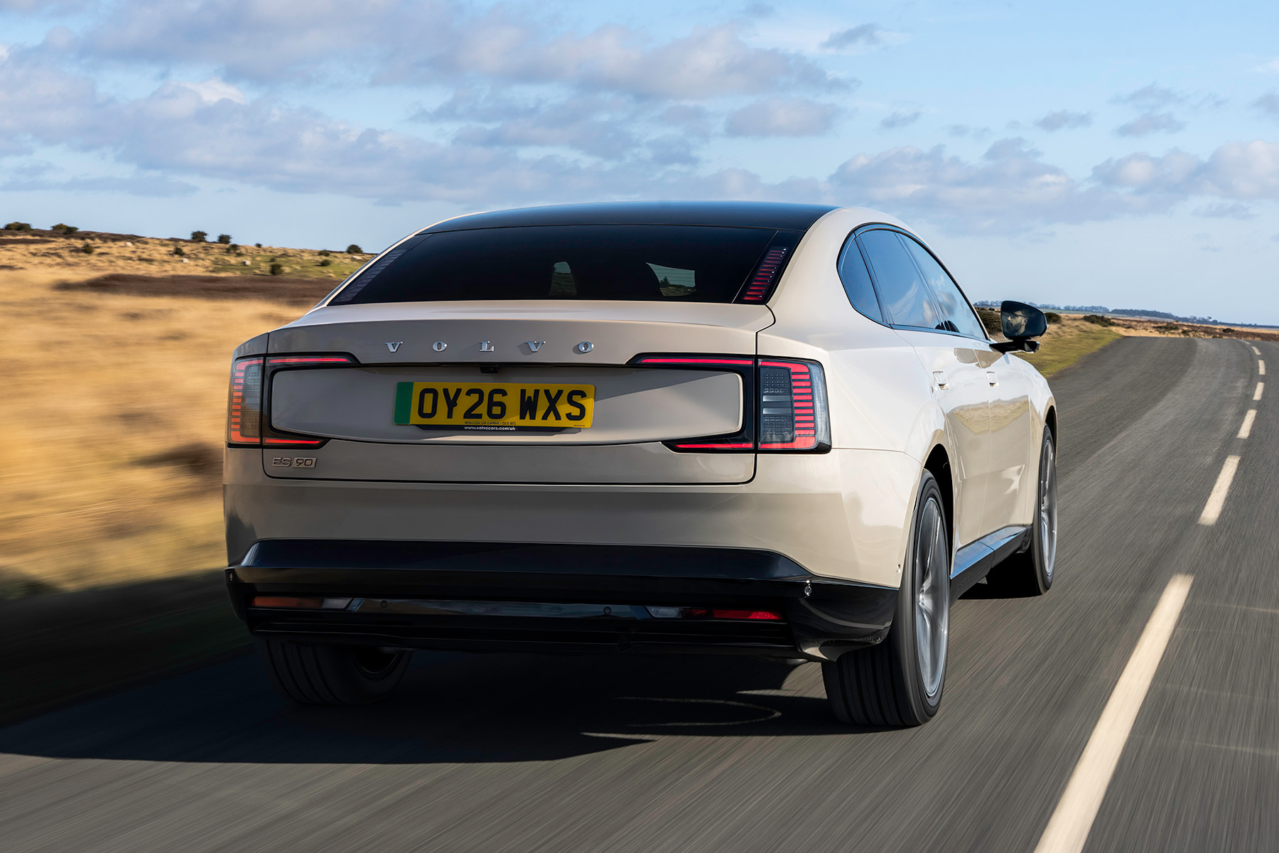 Volvo ES90 rear view | Expert Rating