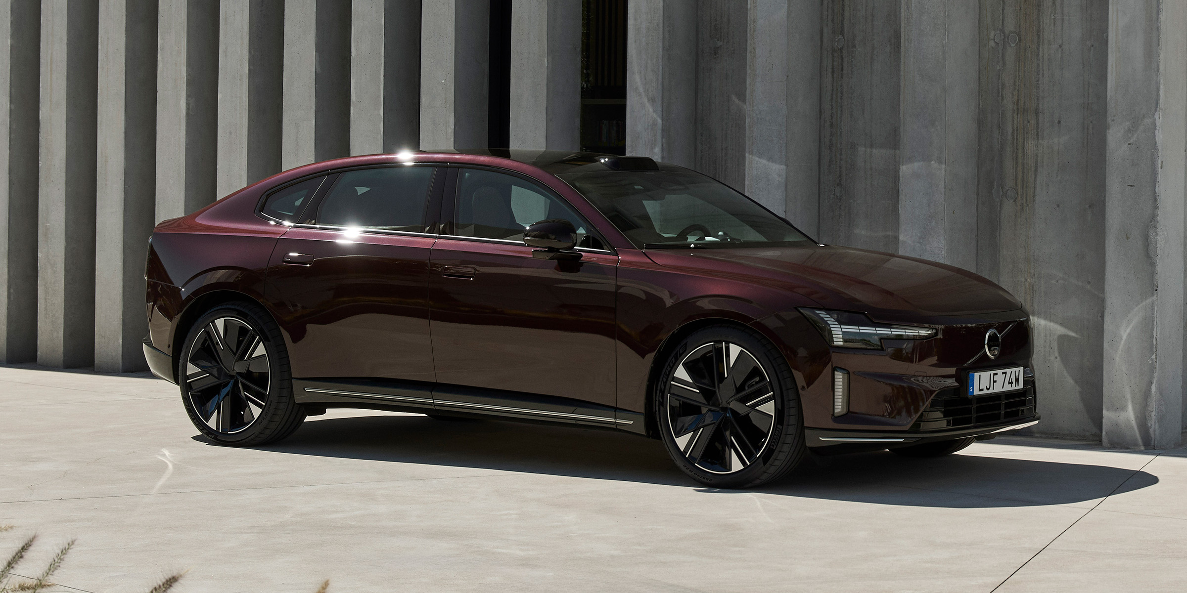 Volvo ES90