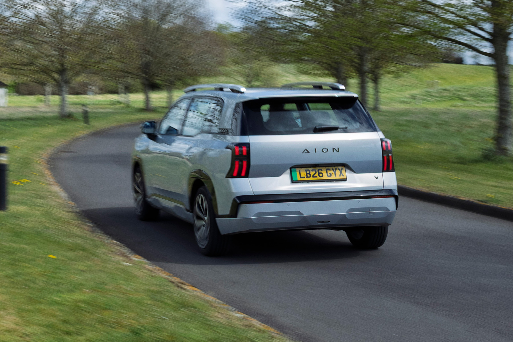 Aion V rear view | Expert Rating