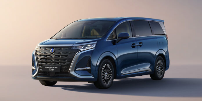 Denza D9 DM-i hybrid people carrier unveiled