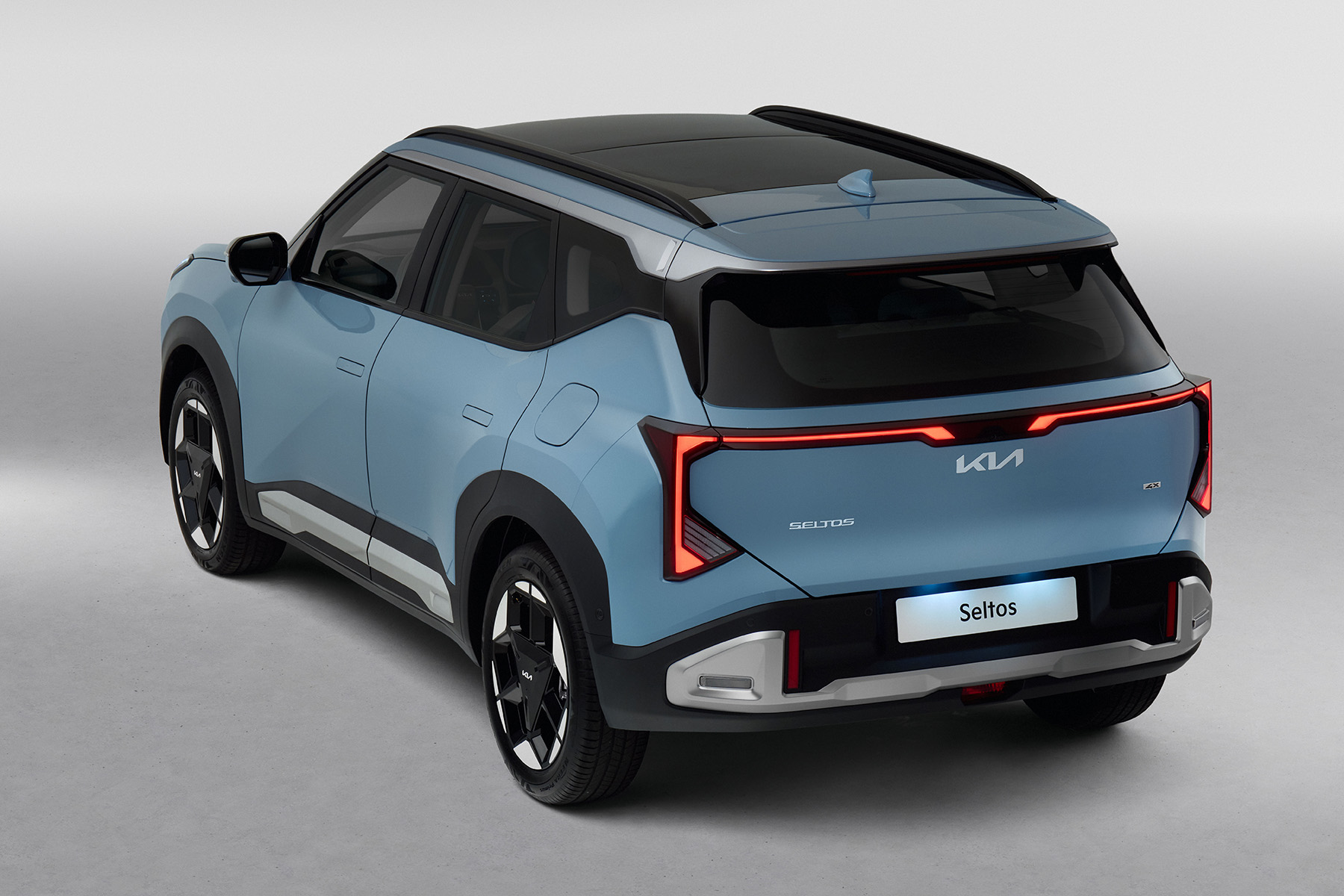 Kia Seltos rear view | Expert Rating