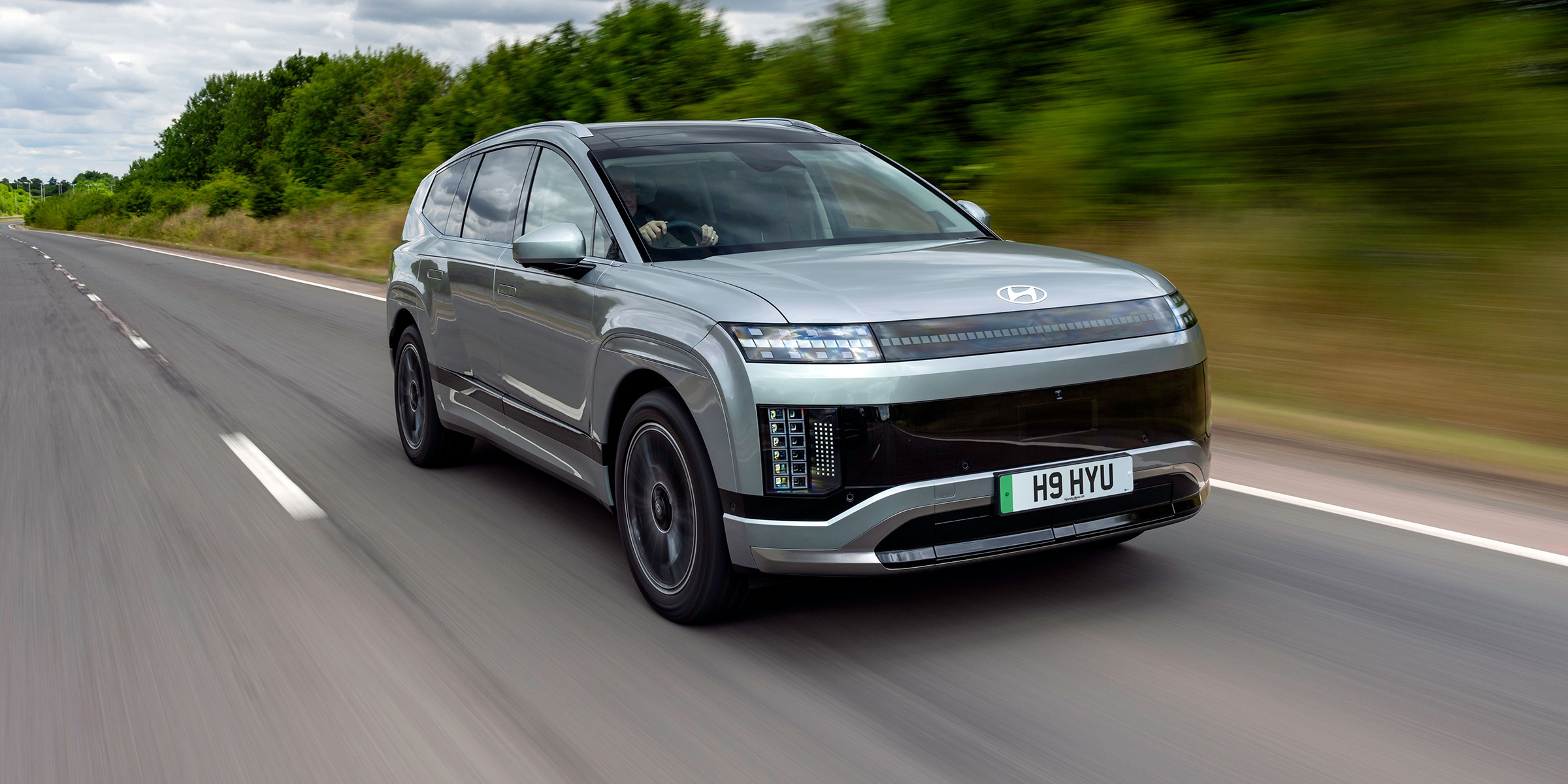 Hyundai Ioniq 9 review – first UK drive