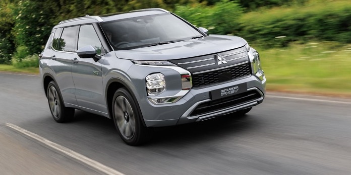 Mitsubishi Outlander review – first UK drive