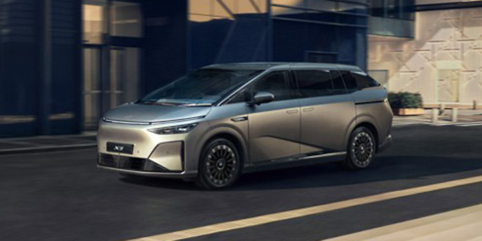 Seven-seat Xpeng X9 people carrier on sale this Summer