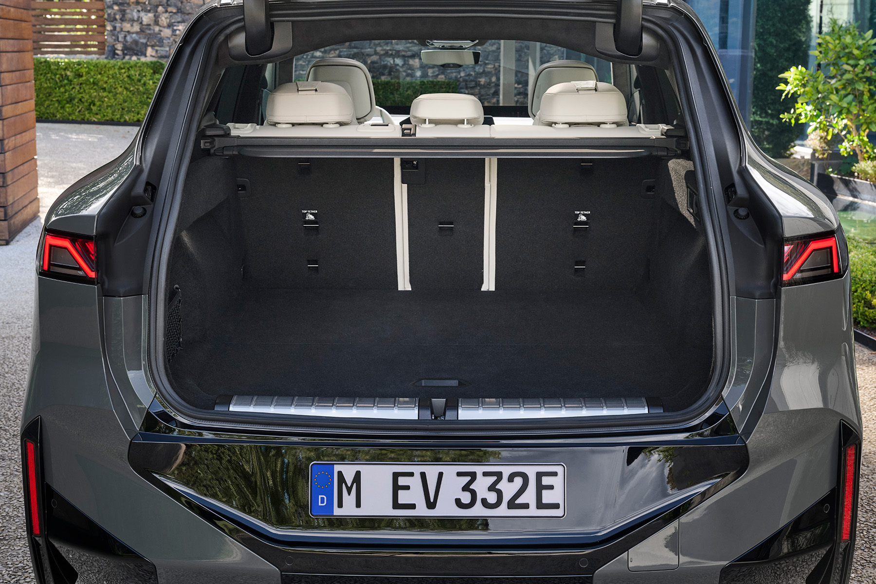 BMW iX5 boot view | Expert Rating