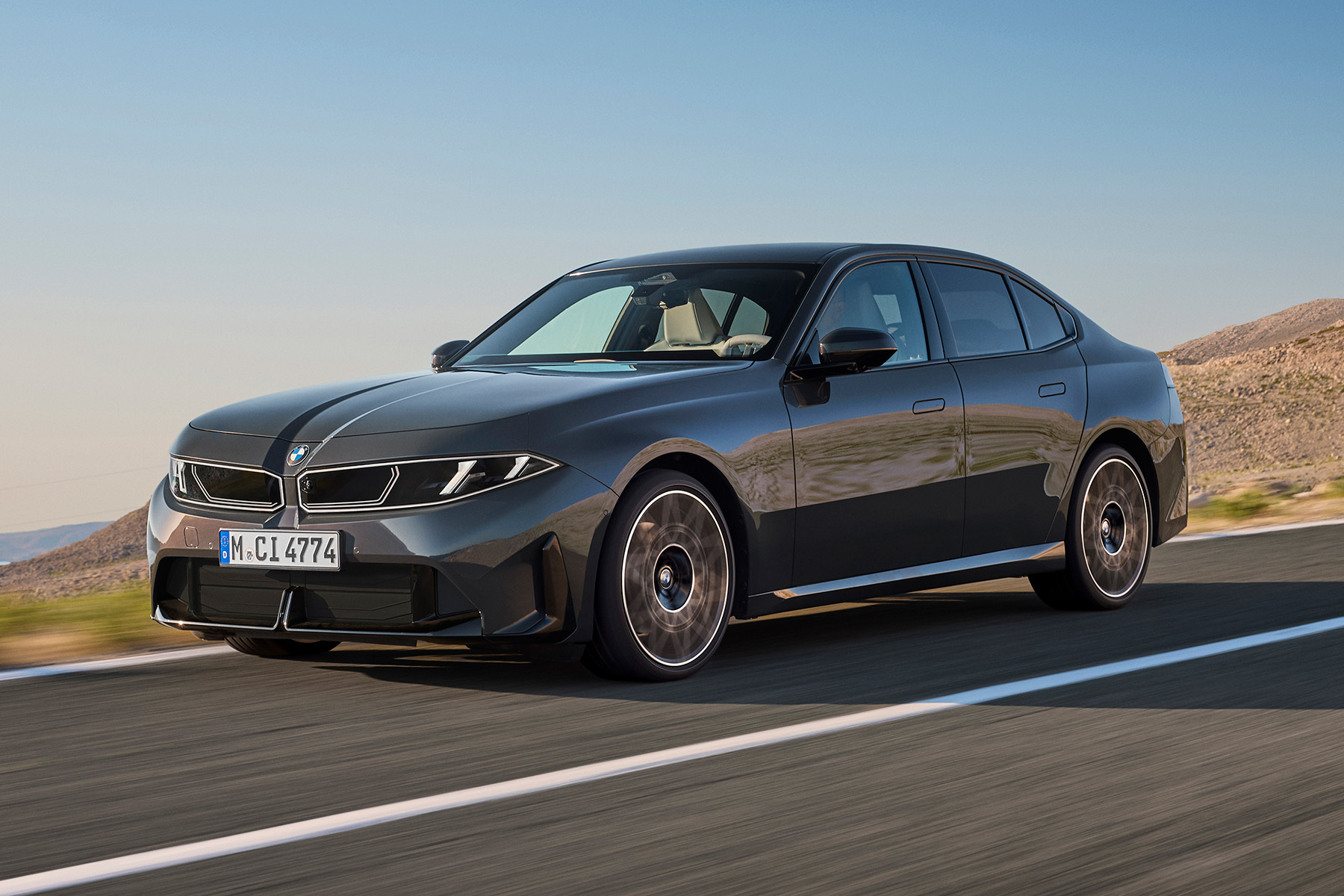 BMW 3 Series front view | Expert Rating