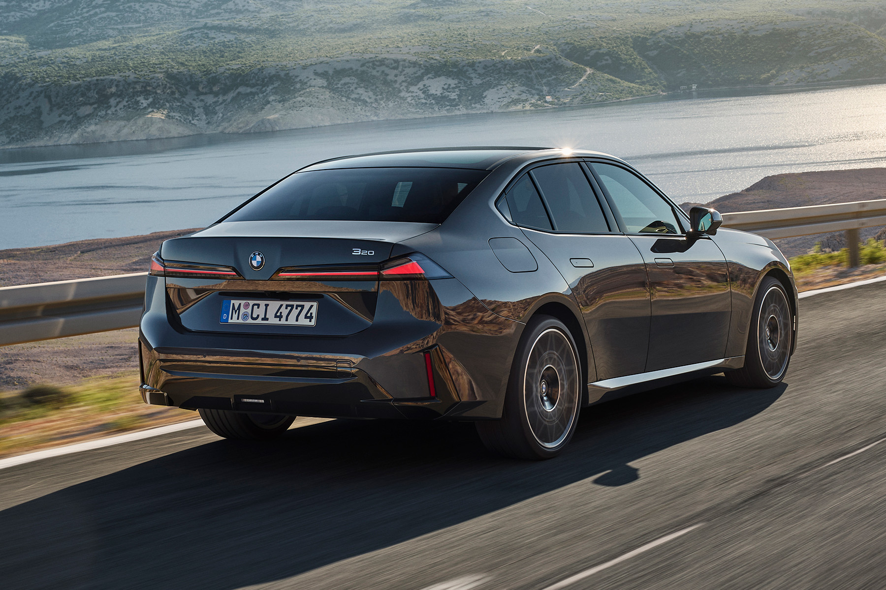 BMW 3 Series rear view | Expert Rating
