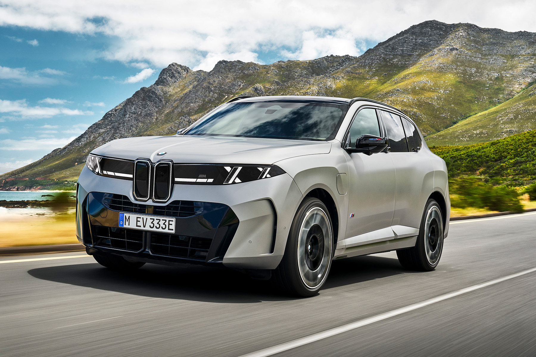 BMW X5 (2027) front view | Expert Rating